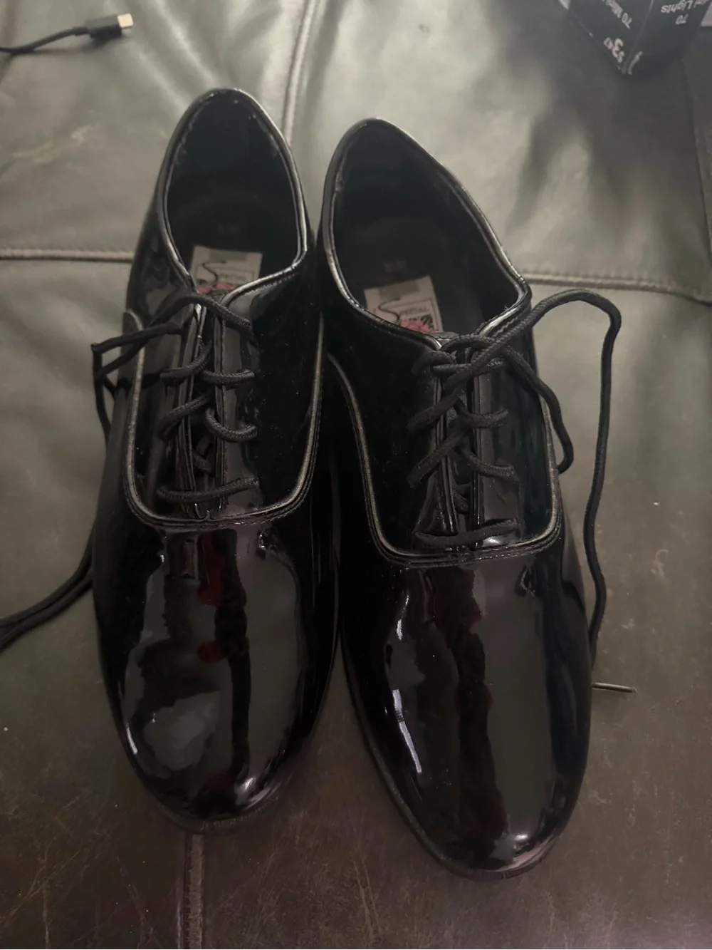 Men’s Black Patent Lace-Up Dress Shoes